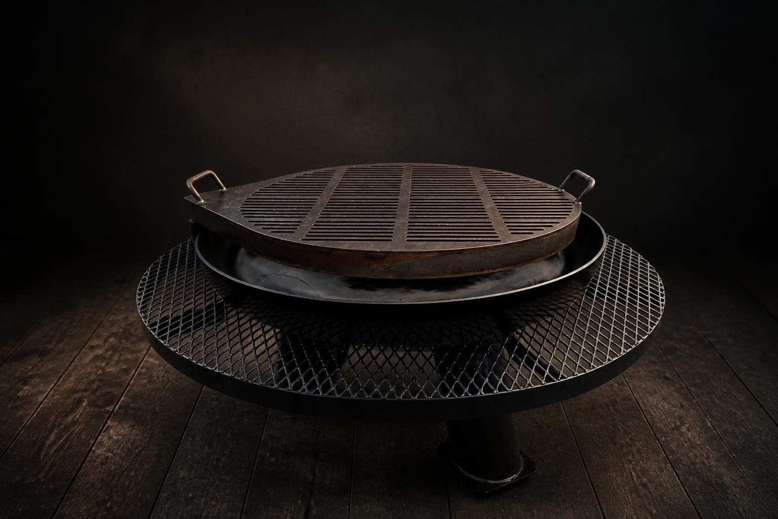 HB Deep Dish steel fire pit with grill grate and round mesh shelf